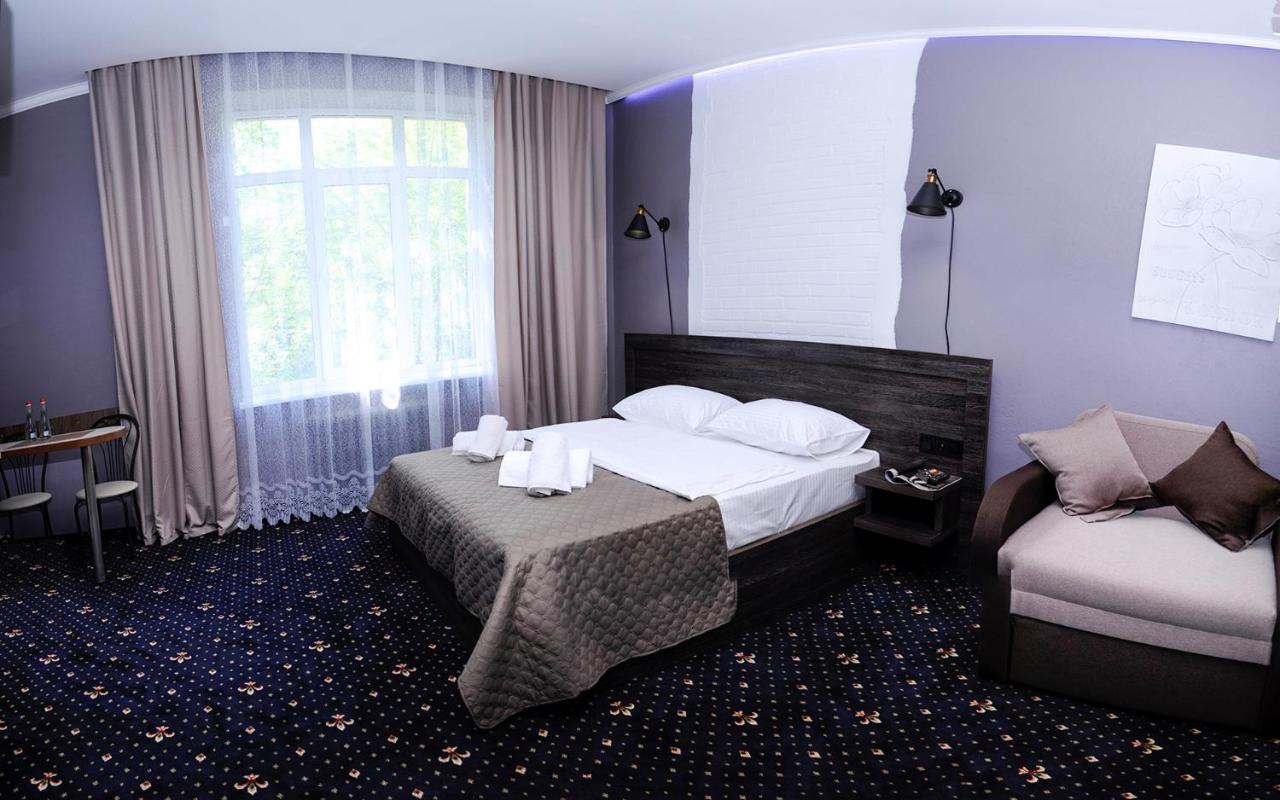 Luxury.Ap Aparthotel Ivano-Frankivsk Exterior photo